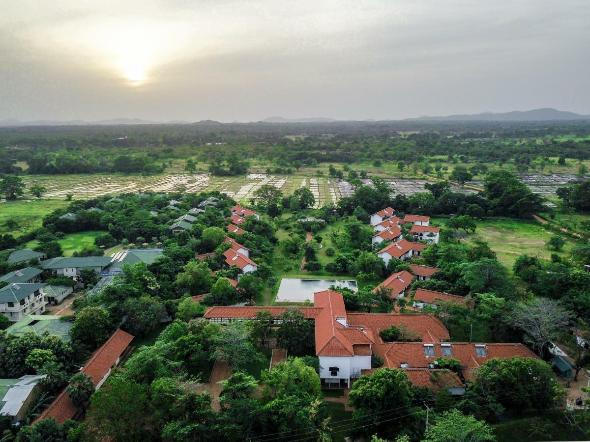 Sigiriyajungles Resort & Spa Exterior photo